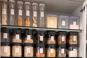 House organizer service for kitchen storage