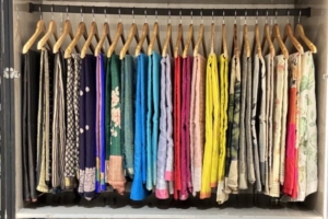 Home organizer service for wardrobe storage