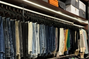 House organizer service for wardrobe organization